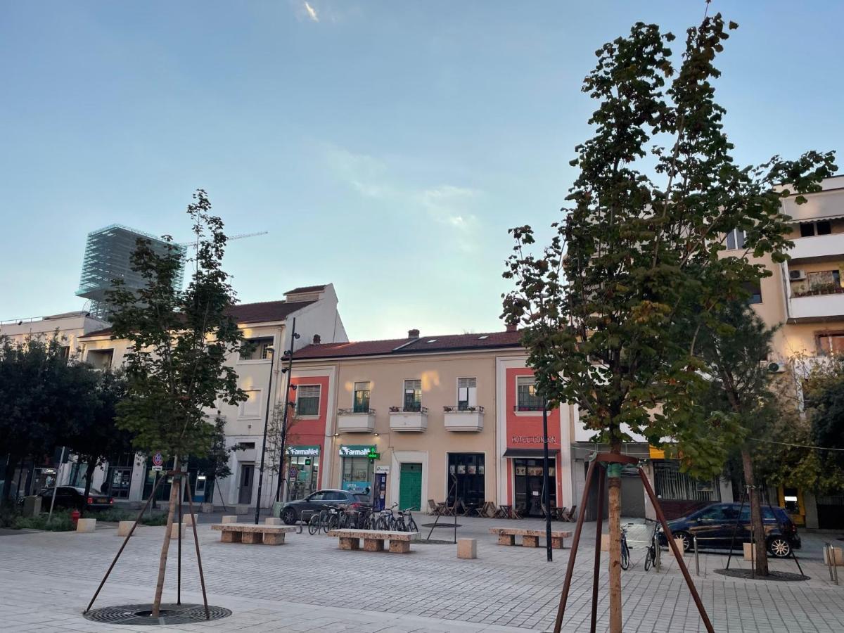 Tirana Inn Hotel Экстерьер фото