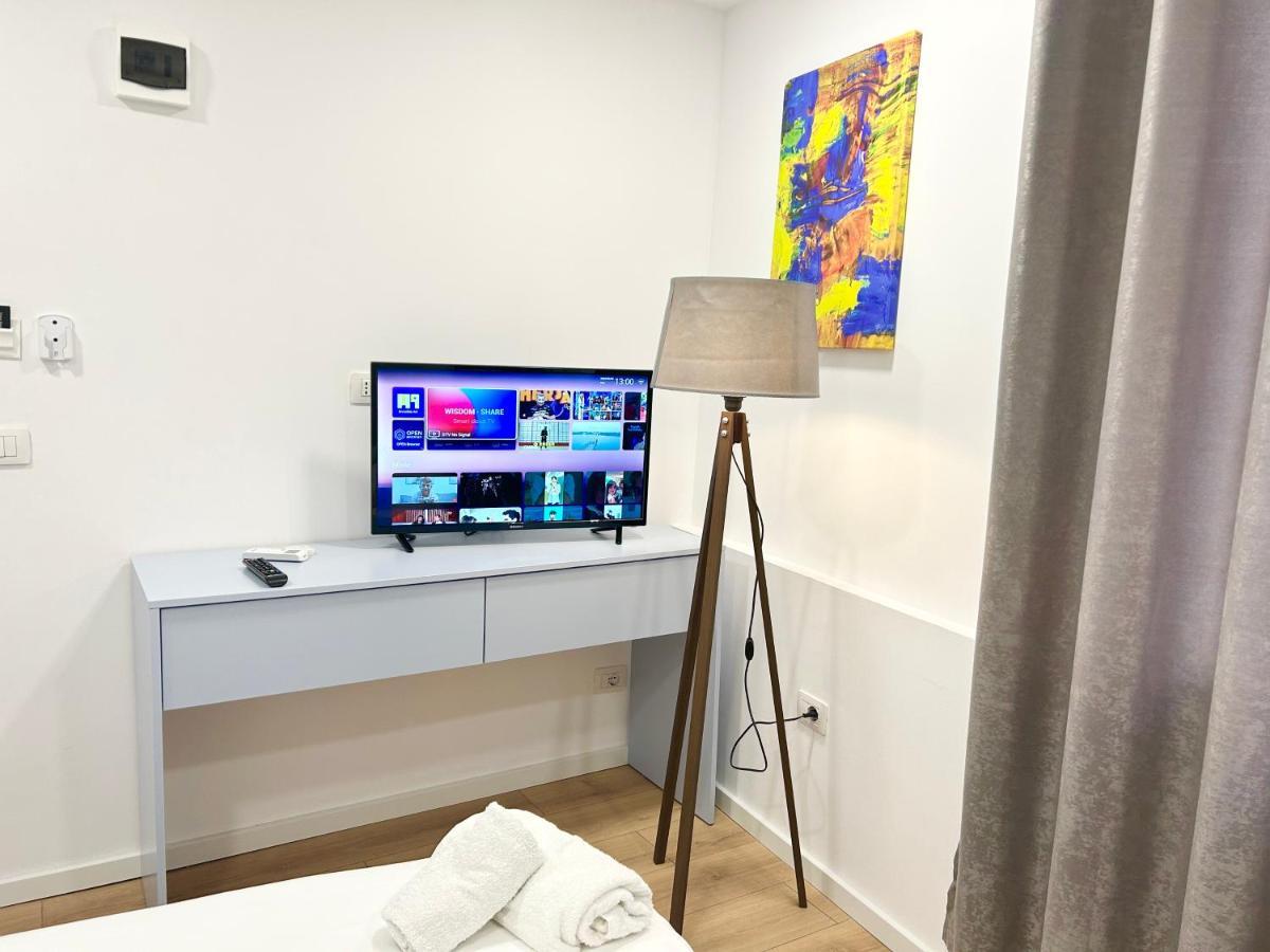 Tirana Inn Hotel Экстерьер фото