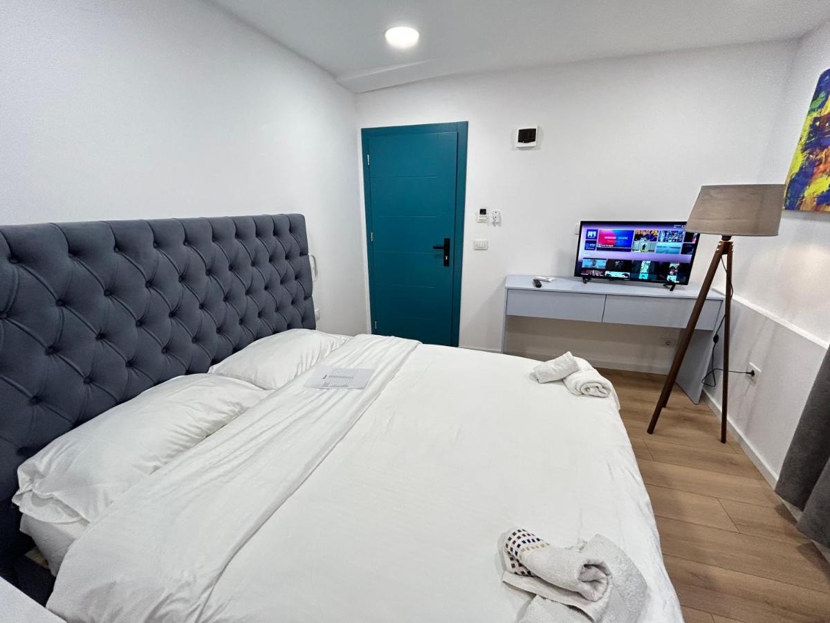 Tirana Inn Hotel Экстерьер фото