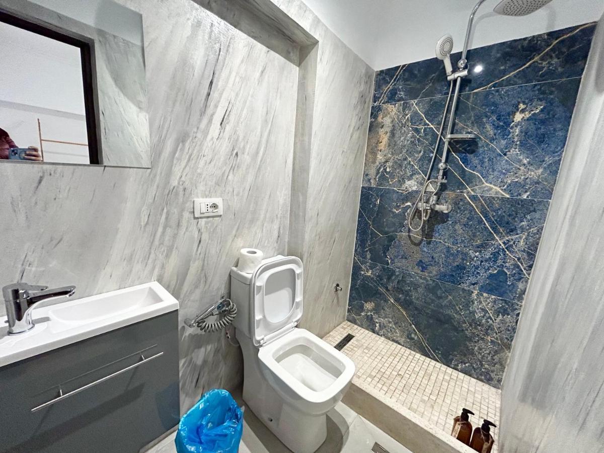 Tirana Inn Hotel Экстерьер фото